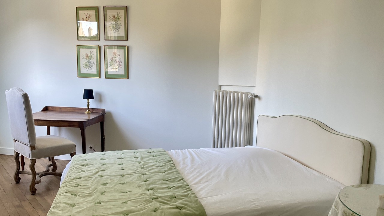 Photo of Bedroom in Bayeux