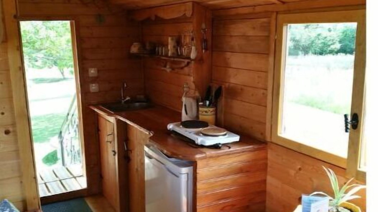 Photo of Kitchen in Puymaurin