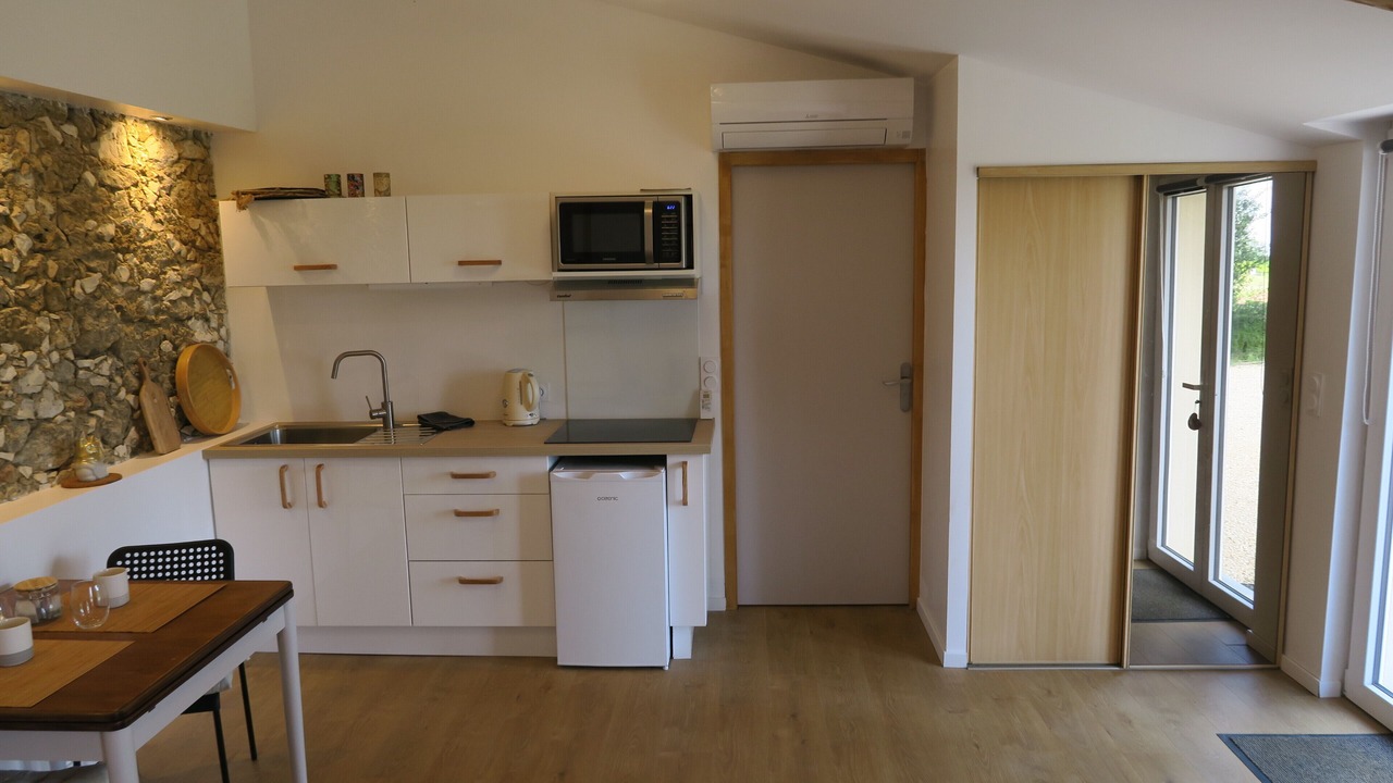 Photo of Kitchen in Puymaurin
