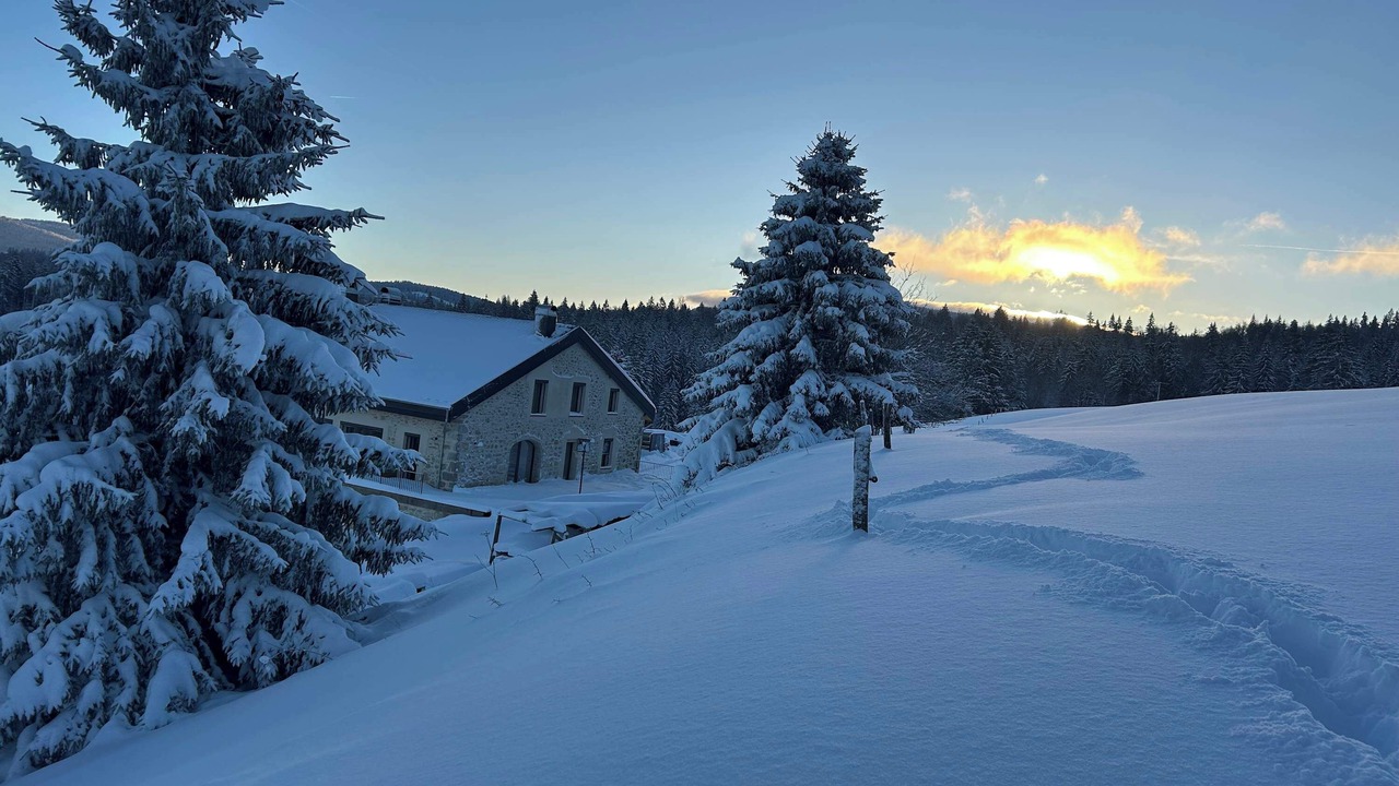 Photo of Others in Premanon