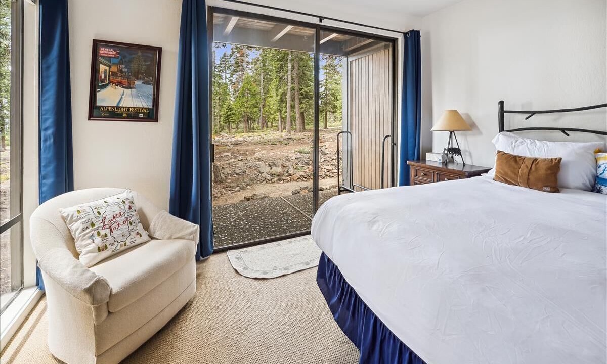 Photo of Bedroom in Tahoe City