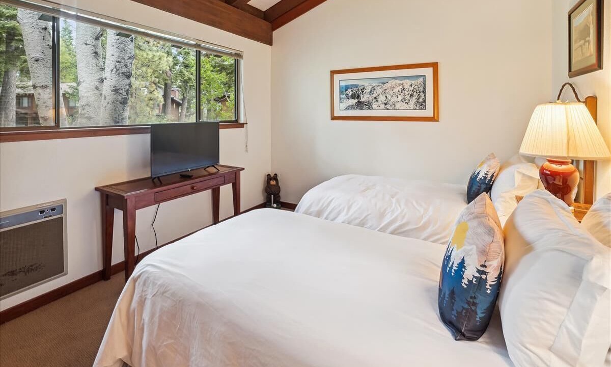 Photo of Bedroom in Tahoe City