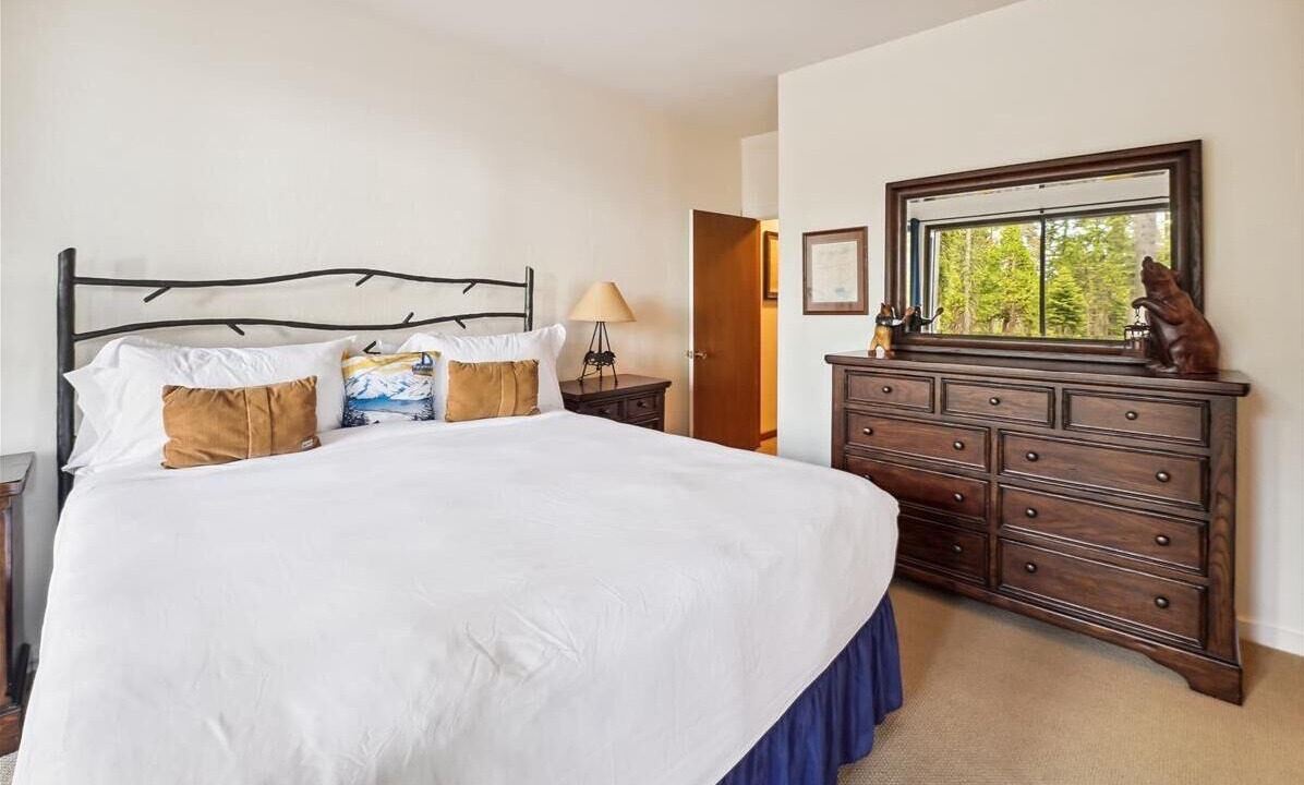 Photo of Bedroom in Tahoe City