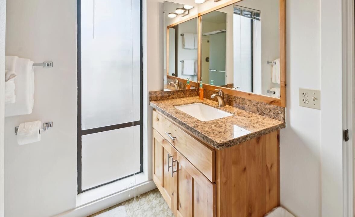 Photo of Bathroom in Tahoe City