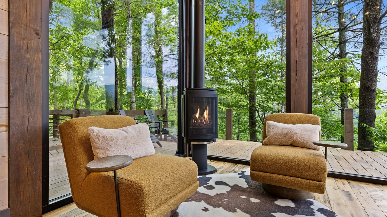 Photo of Livingroom in Hidden Lake