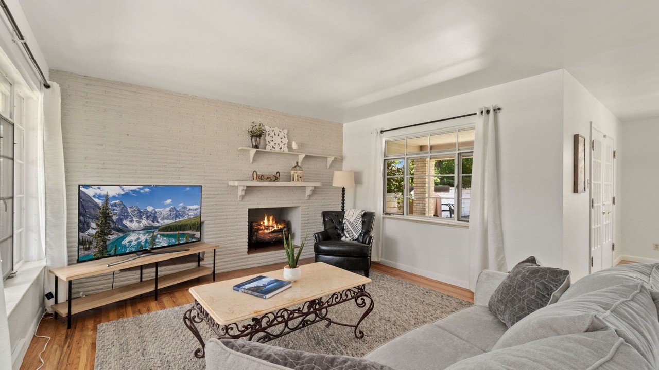 Photo of Livingroom in Cheyenne