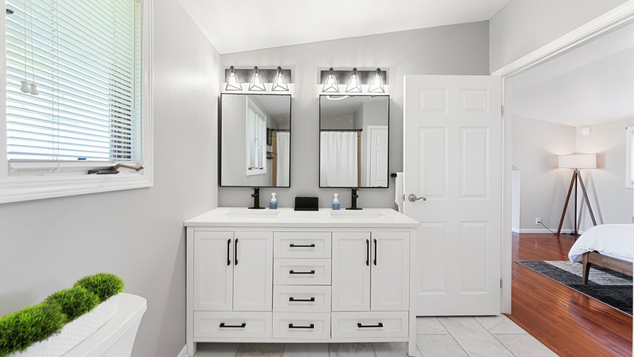 Photo of Bedroom in Fox Valley