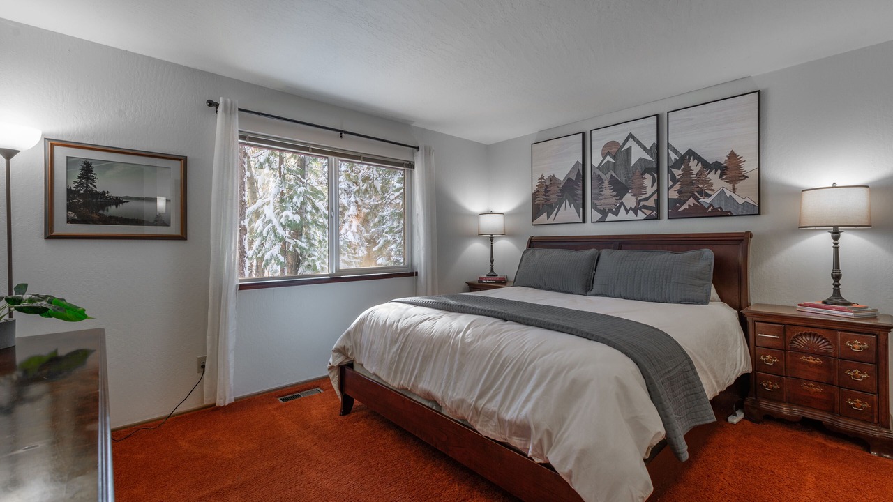 Photo of Bedroom in Ponderosa Palisades