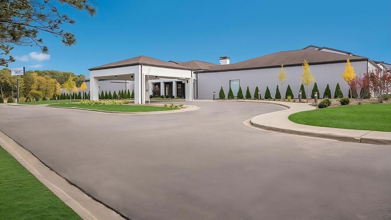 Photo of Outdoor in Auburn Hills