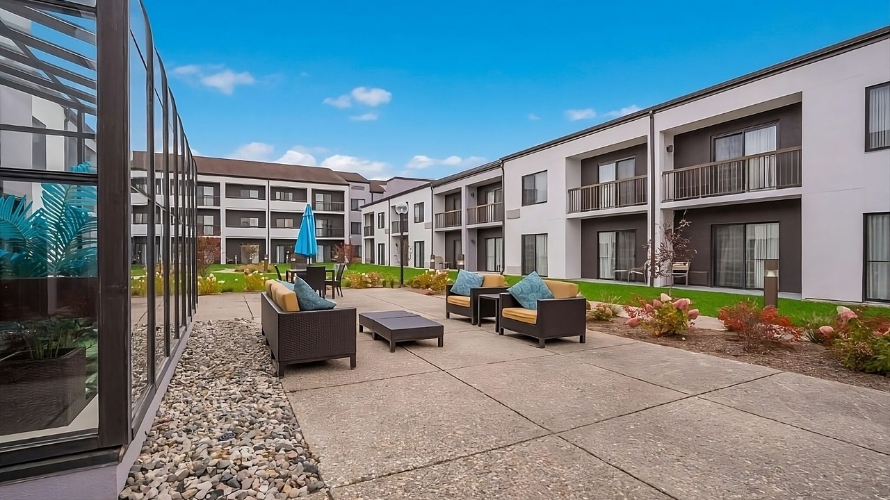 Photo of Outdoor in Auburn Hills