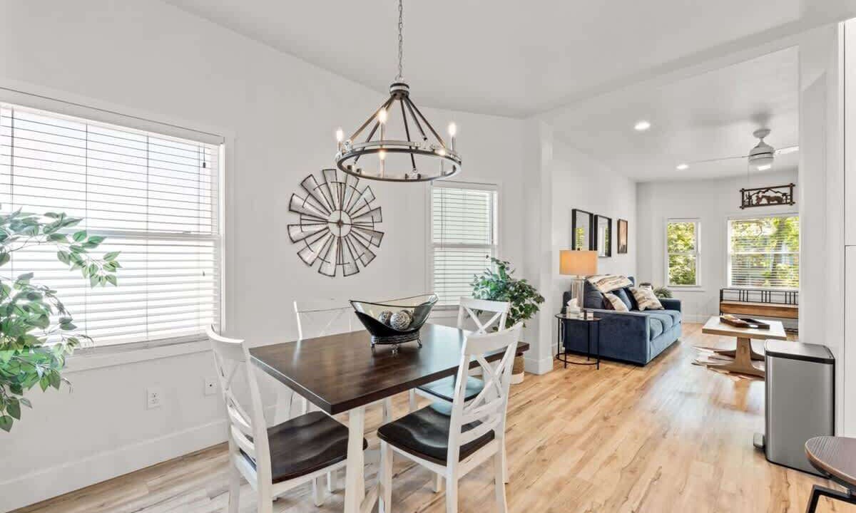 Photo of Others in Downtown Sacramento