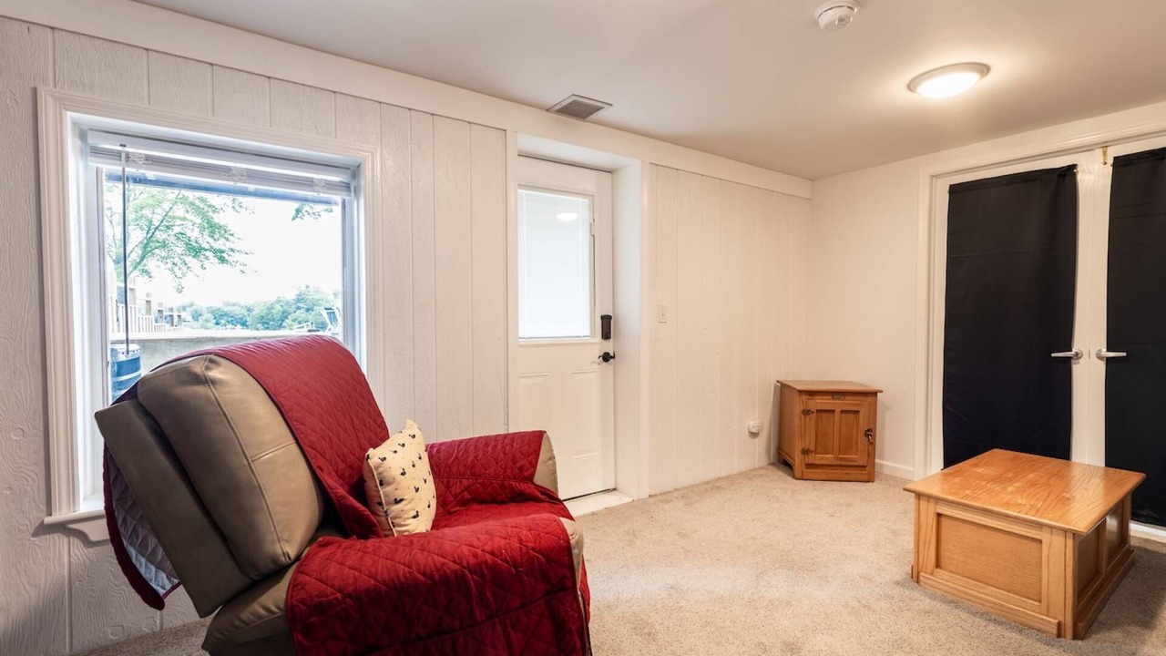 Photo of Bedroom in Arnold