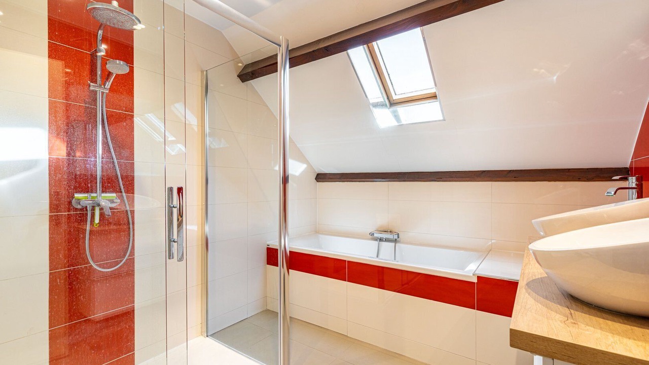 Photo of Bathroom in Clamart