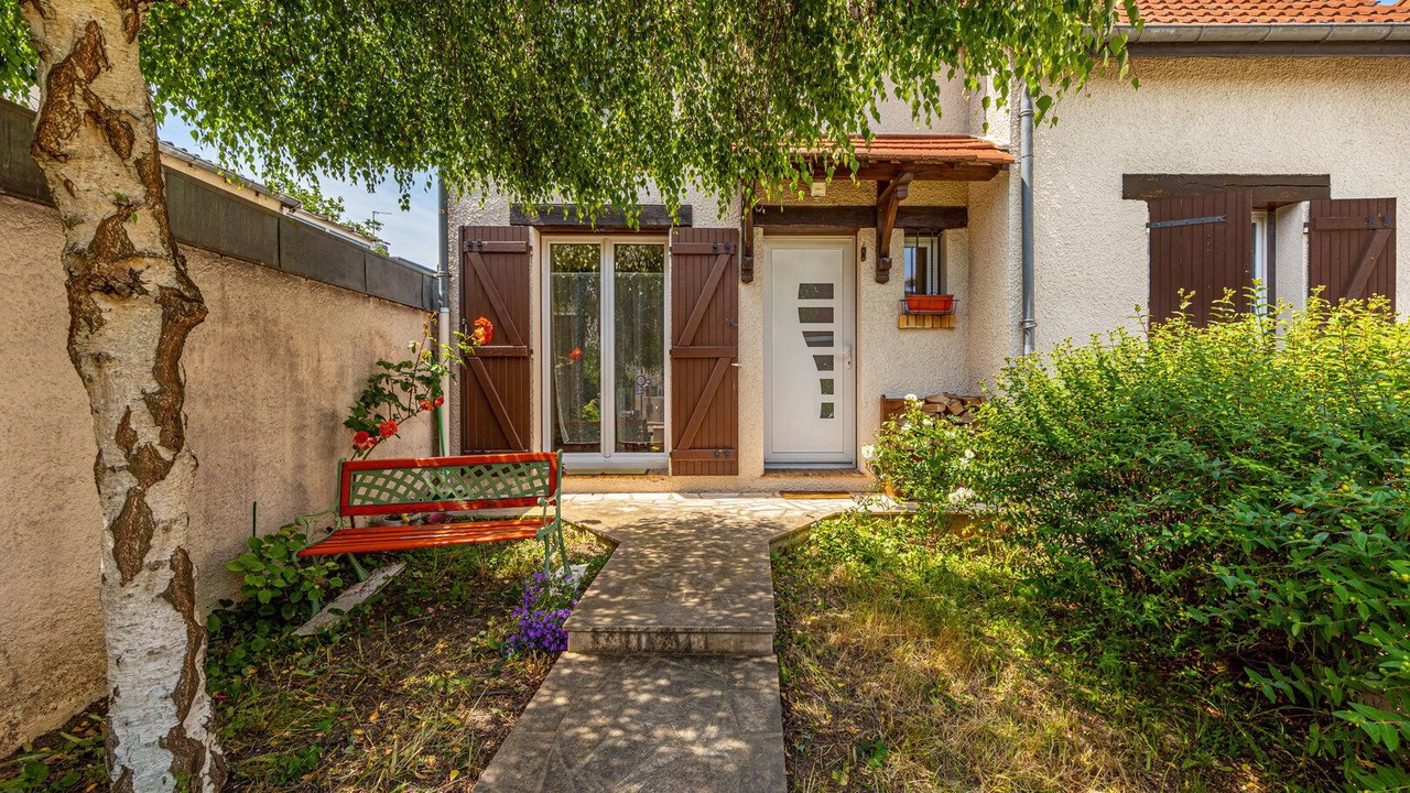 Photo of Outdoor in Clamart