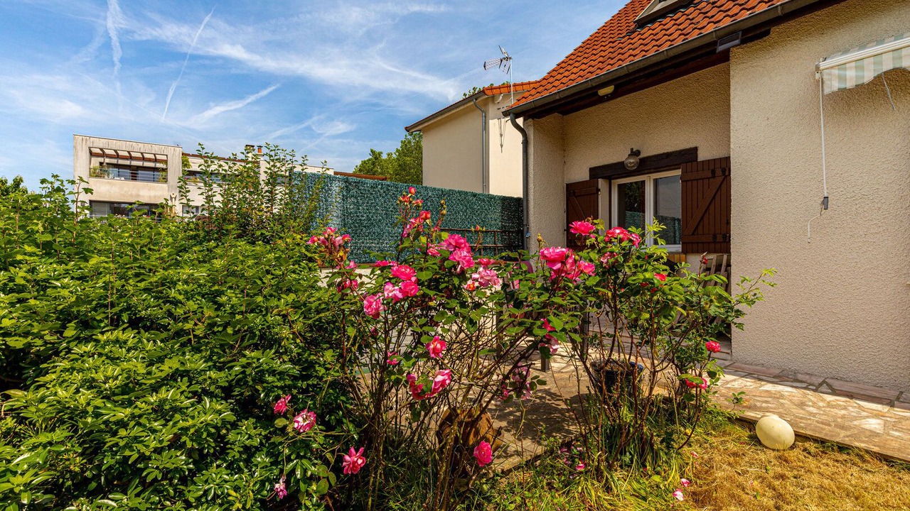 Photo of Outdoor in Clamart