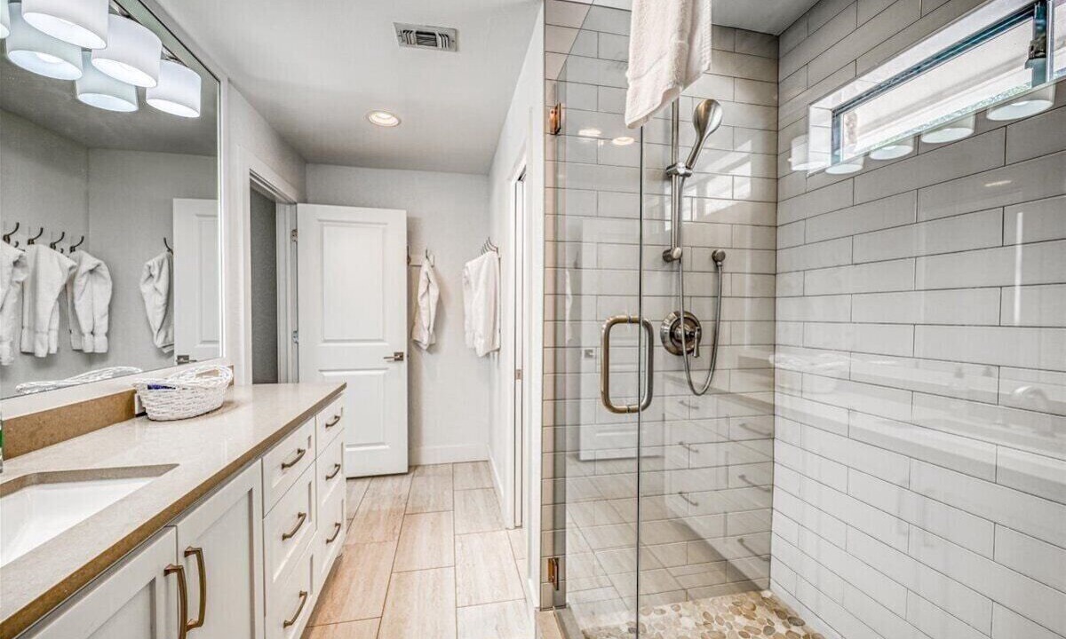 Photo of Bathroom in Kingsland