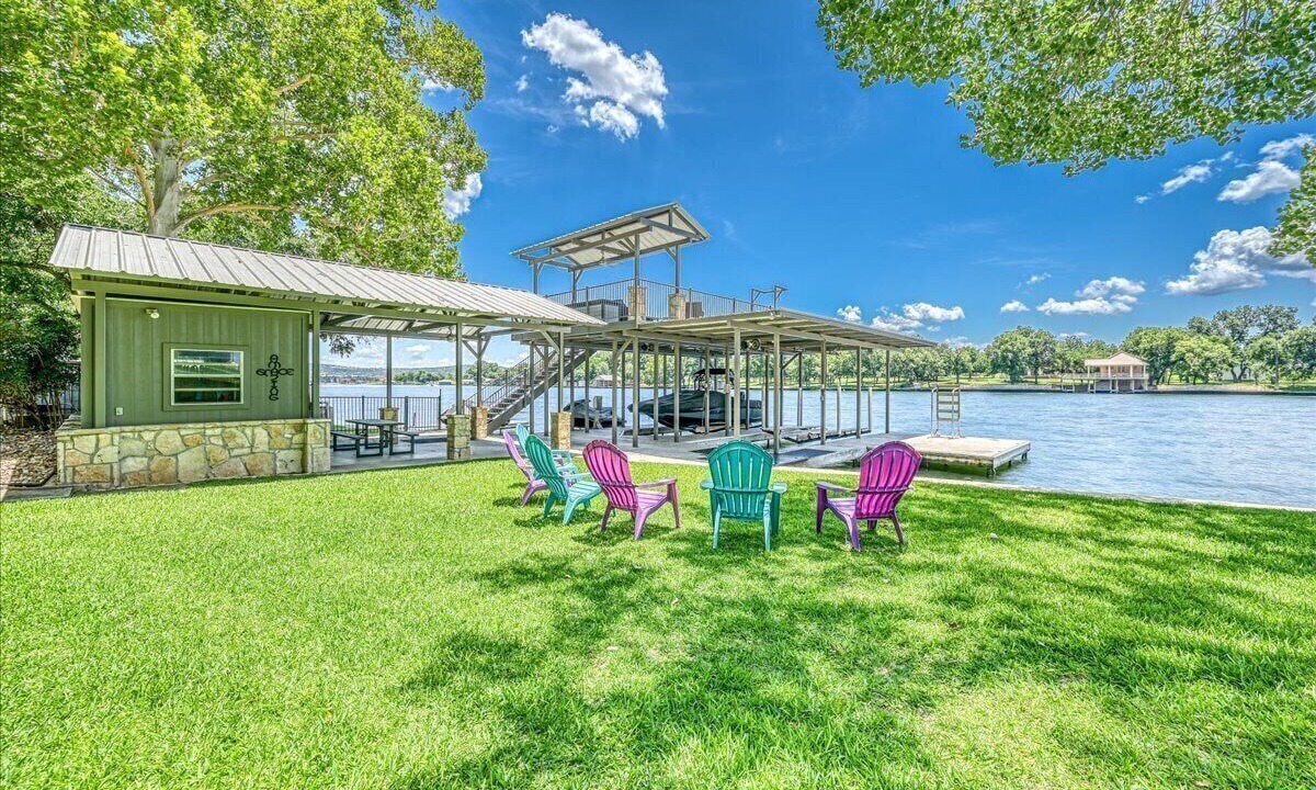 Photo of Outdoor in Kingsland
