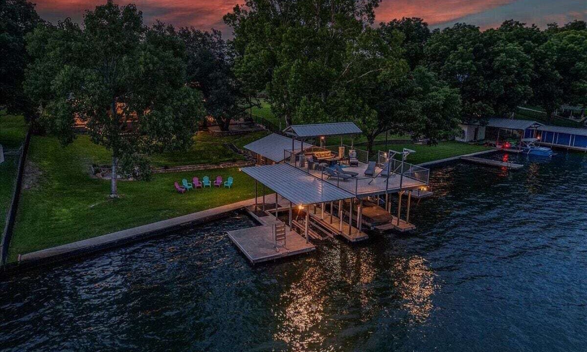 Photo of Outdoor in Kingsland