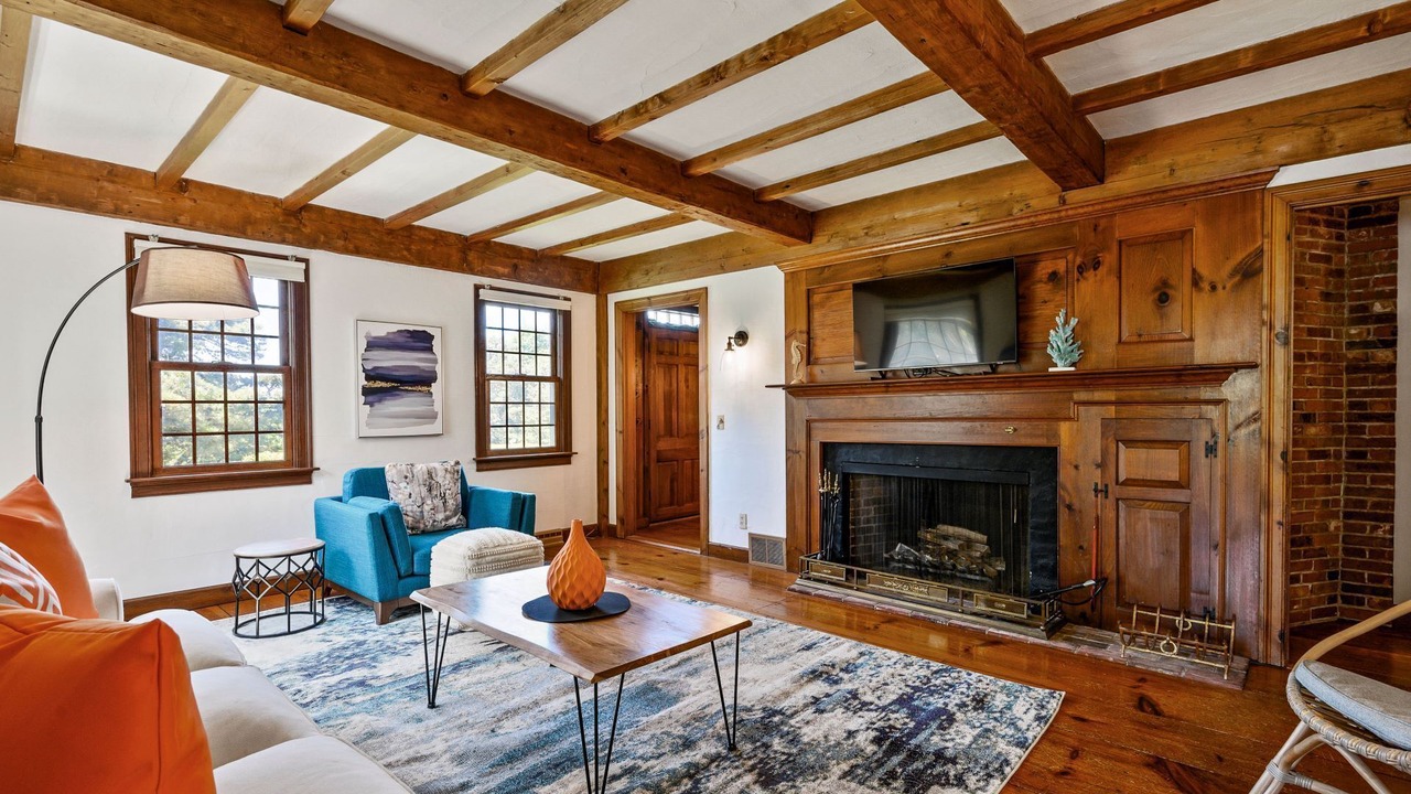 Photo of Livingroom in East Dennis