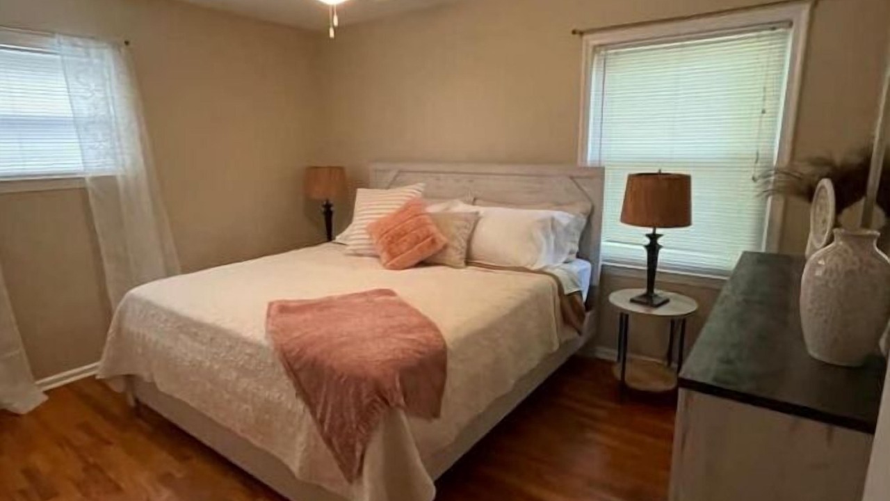 Photo of Bedroom in Davison