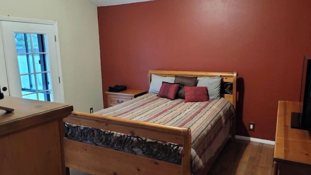 Photo of Bedroom in Northeast Heights