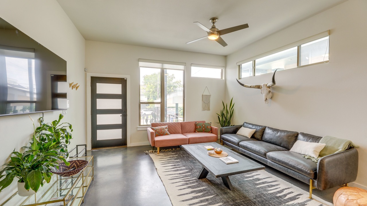 Photo of Livingroom in Rosewood