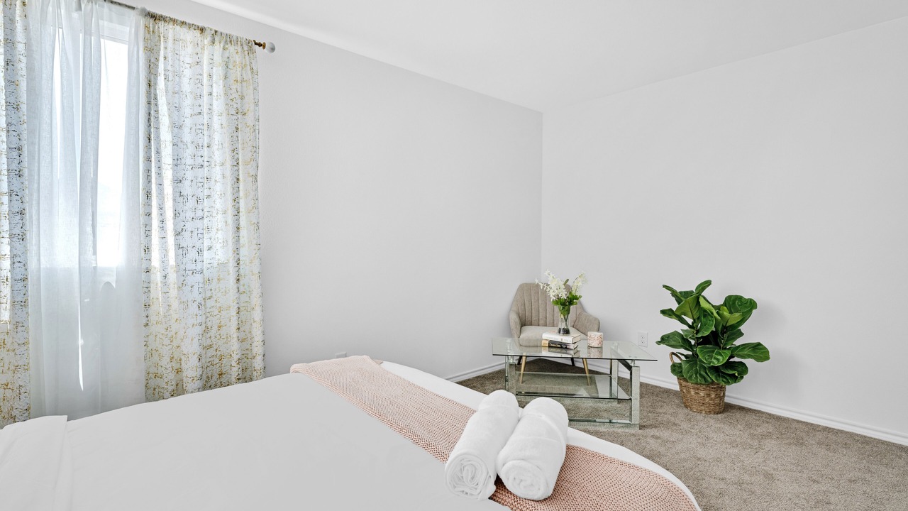 Photo of Bedroom in Grand Prairie