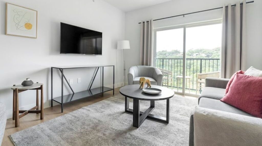 Photo of Livingroom in West Campus