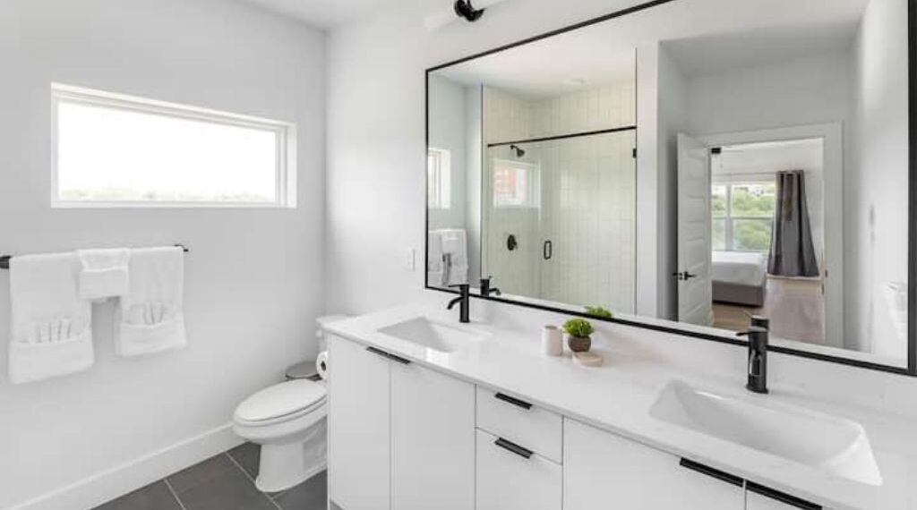Photo of Bathroom in West Campus