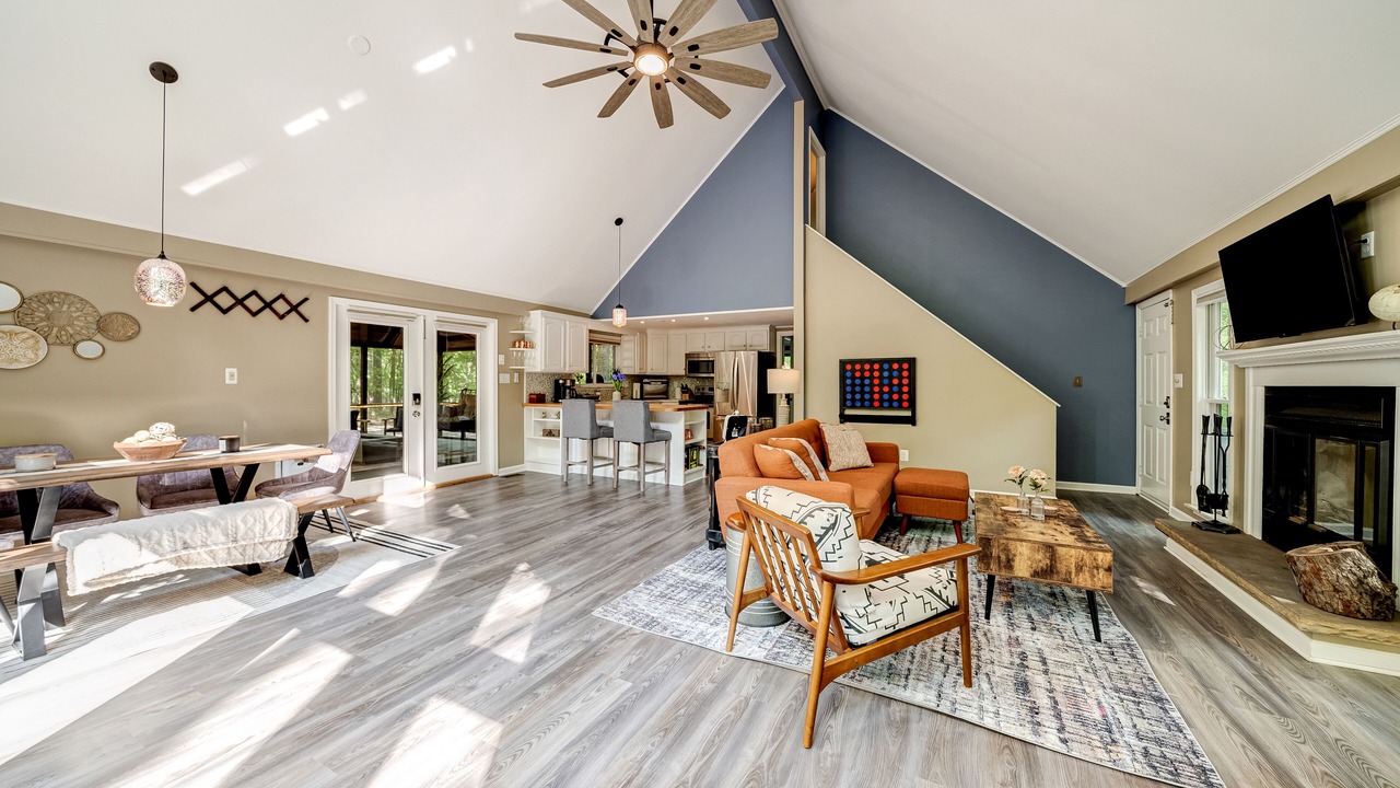 Photo of Livingroom in The Woods
