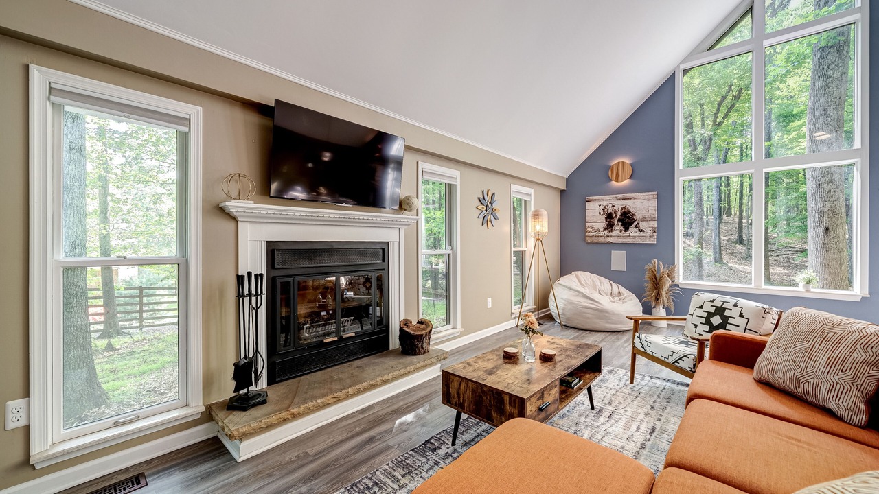 Photo of Livingroom in The Woods