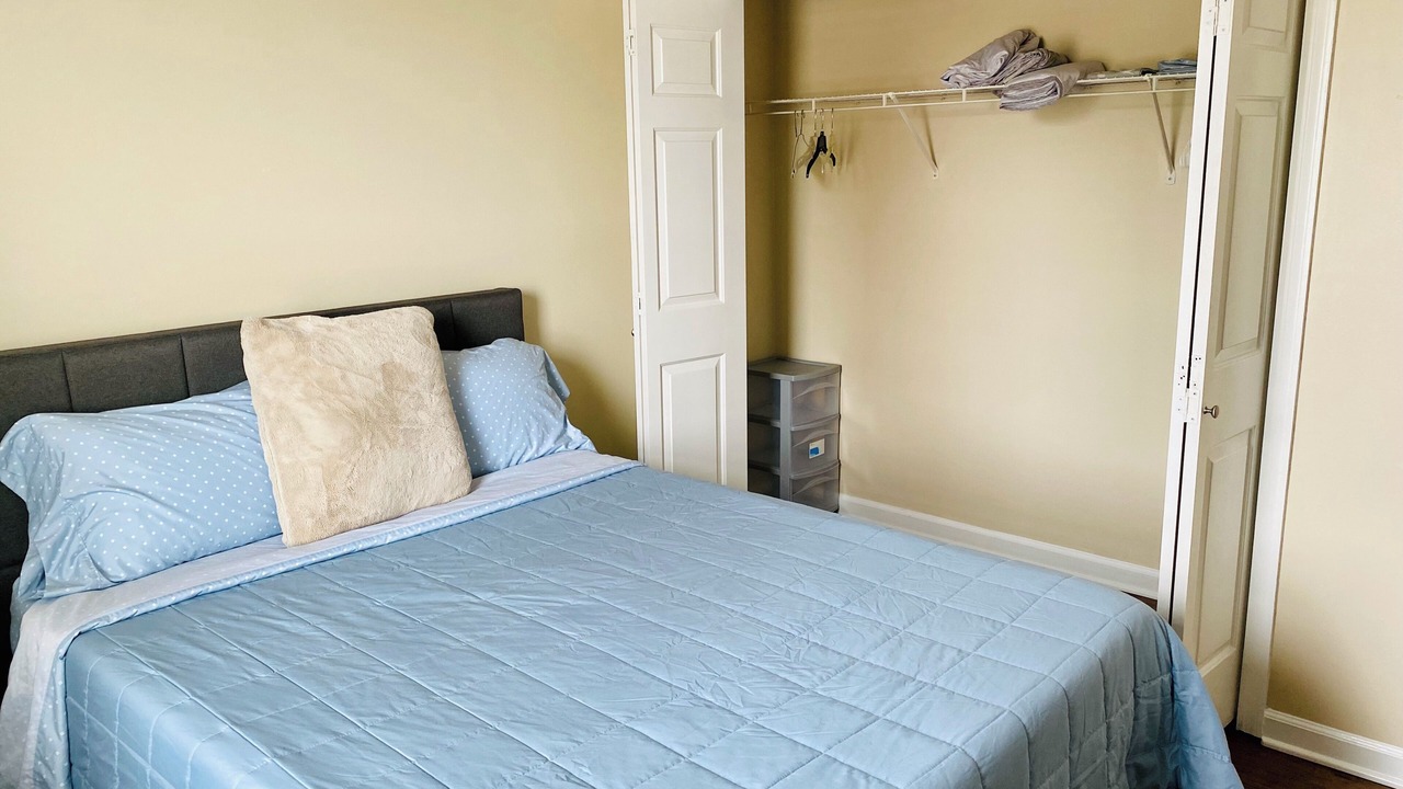 Photo of Bedroom in West End
