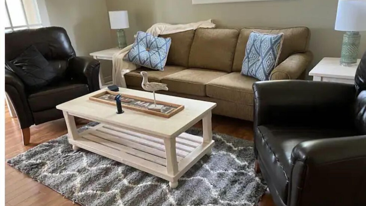 Photo of Livingroom in Prince County