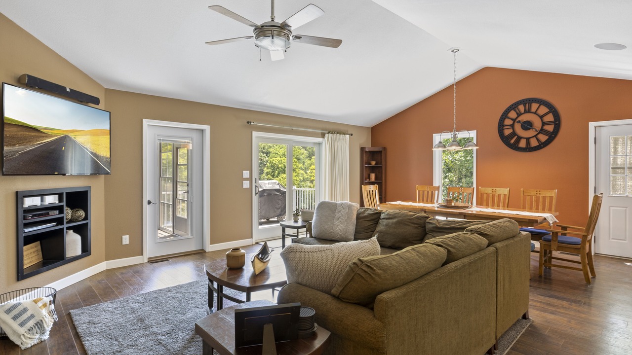 Photo of Bedroom in Lake Ozark