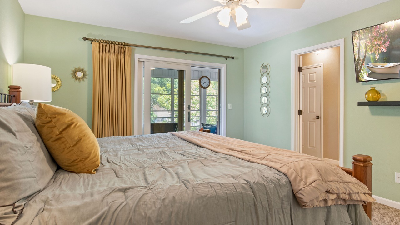 Photo of Bedroom in Lake Ozark