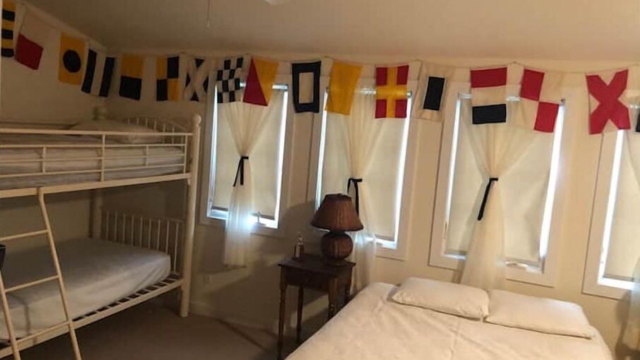 Photo of Bedroom in Reedville