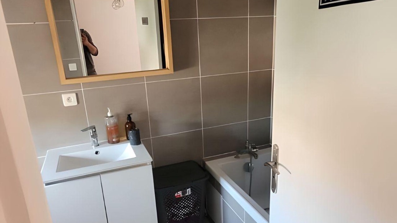 Photo of Bathroom in Saint-Denis