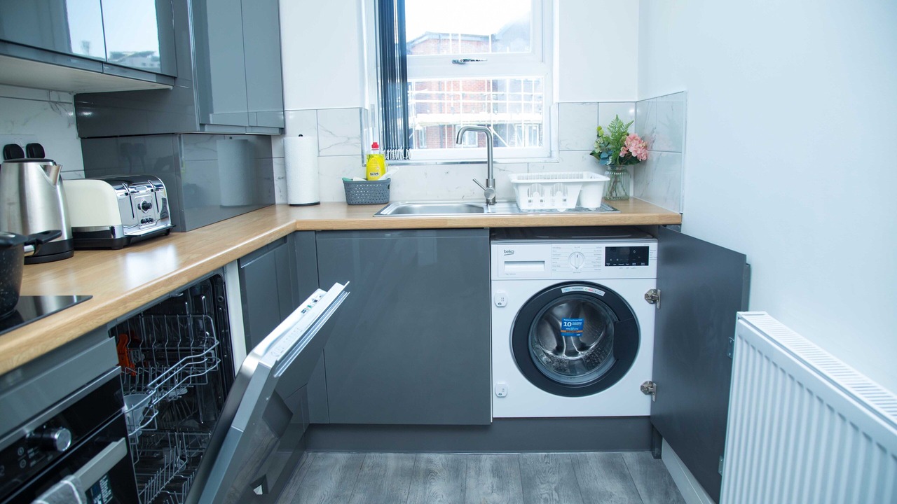 Photo of Kitchen in Oldbury