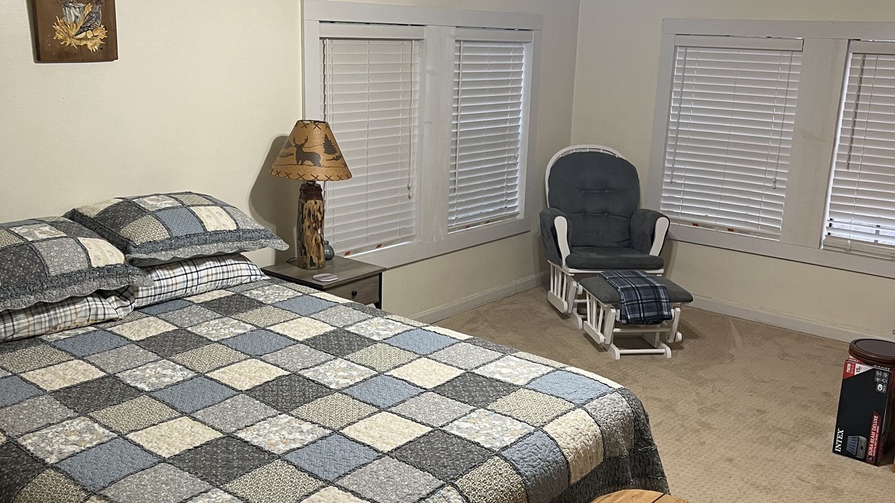 Photo of Bedroom in Camp Wood