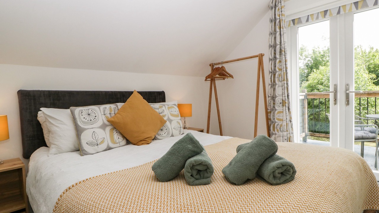 Photo of Bedroom in Compton Martin