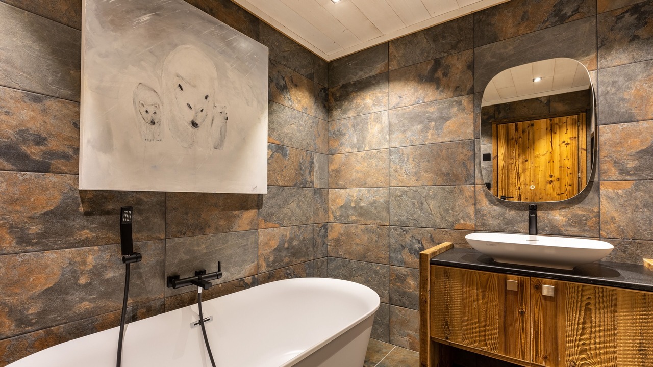 Photo of Bathroom in Superbolquere