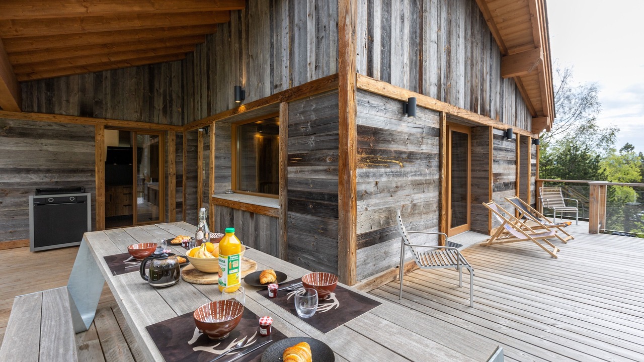 Photo of Outdoor in Superbolquere