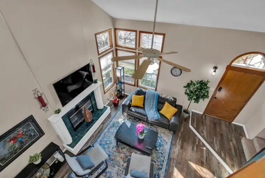 Photo of Livingroom in Southwest Topeka