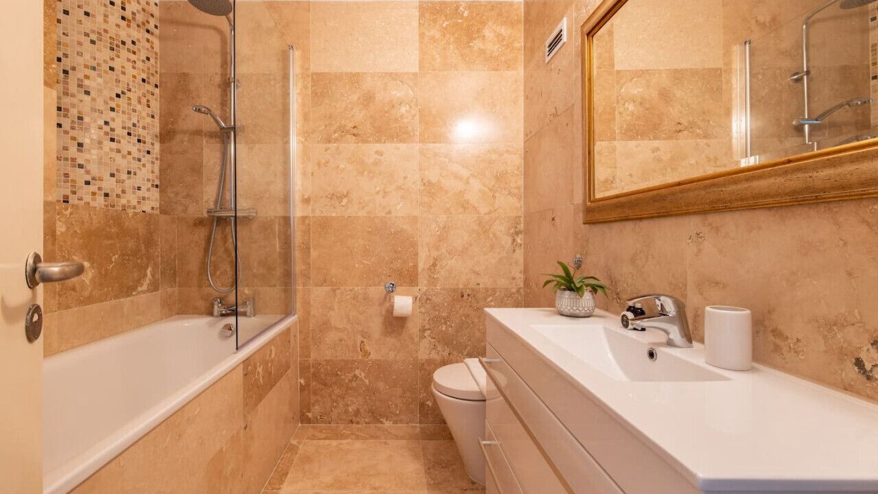 Photo of Bathroom in Bishopsgate
