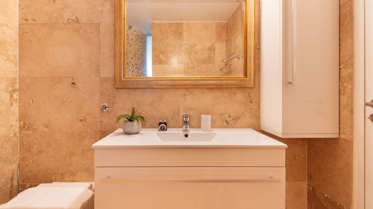 Photo of Bathroom in Bishopsgate