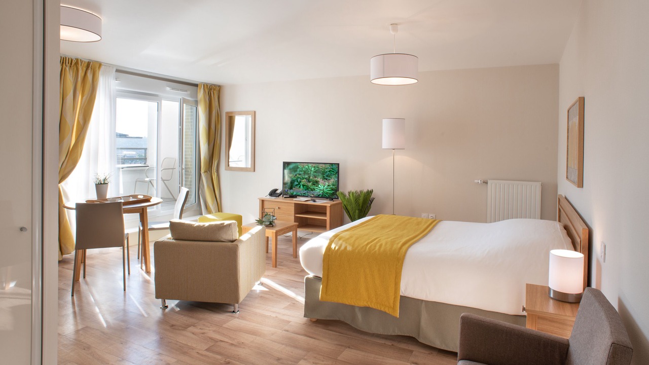 Photo of Bedroom in Corbeil-Essonnes