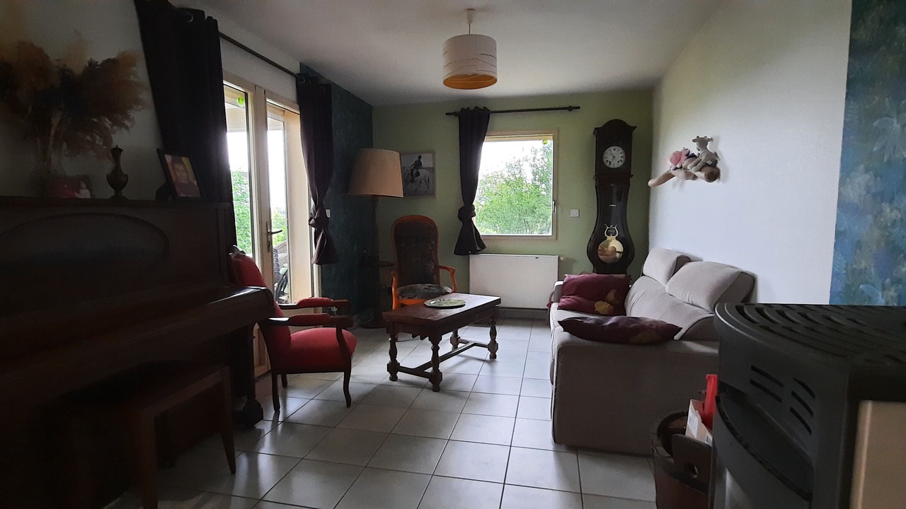 Photo of Livingroom in Orbigny-au-Mont