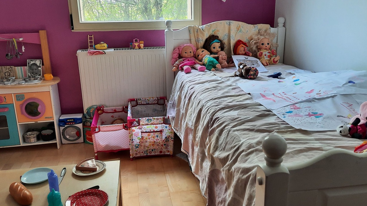Photo of Bedroom in Orbigny-au-Mont