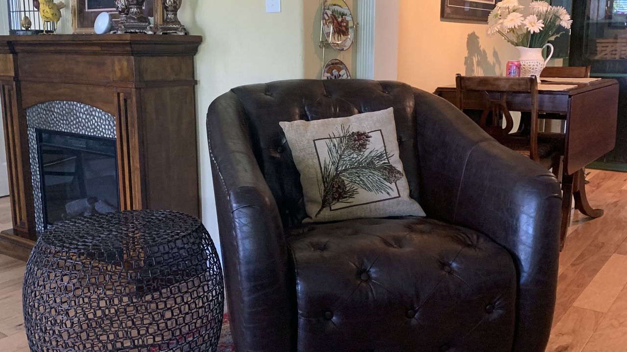 Photo of Livingroom in Bayview