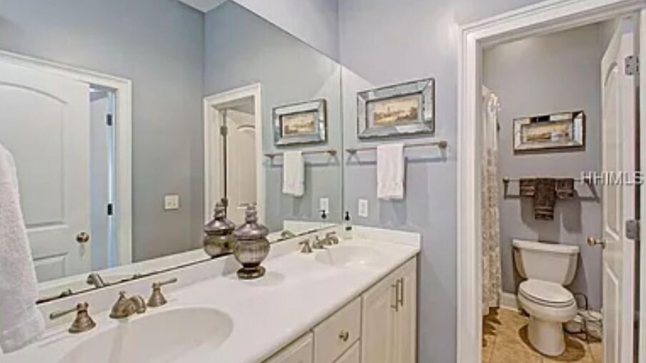 Photo of Bathroom in Palmetto Dunes